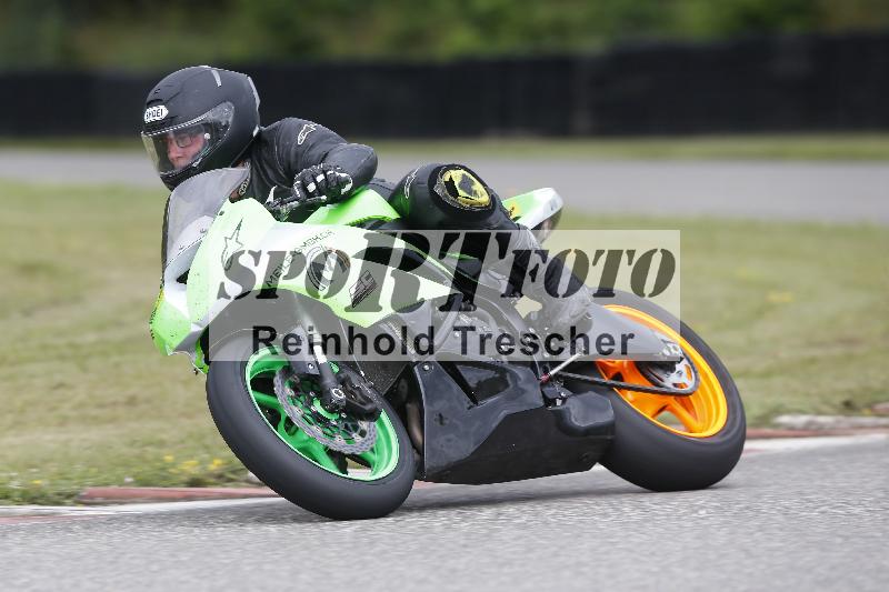 Archiv-2025/23 07.06.2025 TZ Motorsport ADR/221